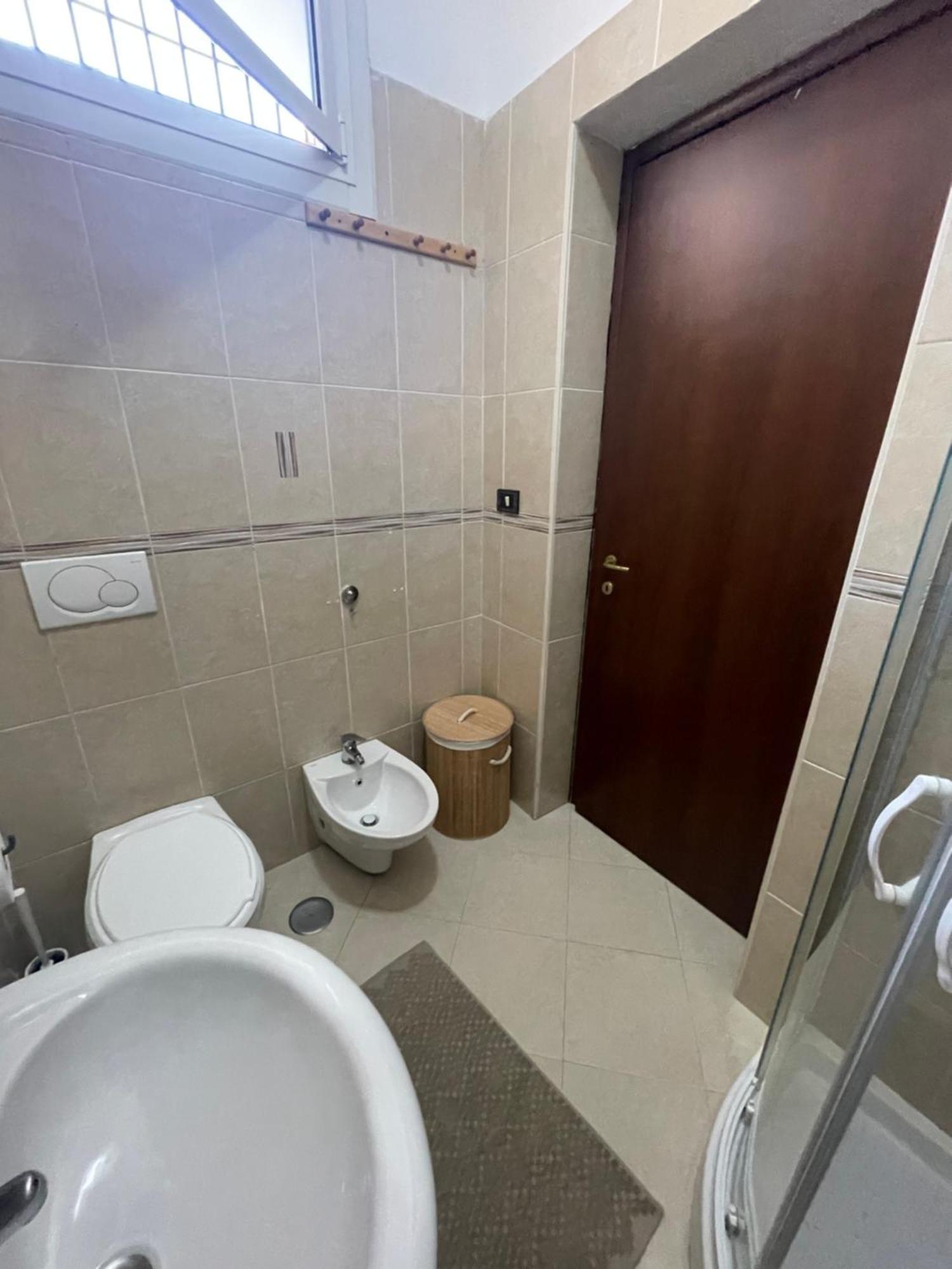Dimora Pugliese Apartment Bari Luaran gambar